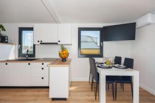 Luxury Sea House Pearl Infinity - Houseboat - 3
