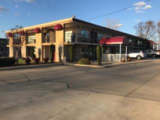 Royal Regency Inn - Rock Hill - 7