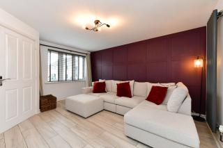 Stylish Family Home with Garden Free Parking - Pass the Keys - 8