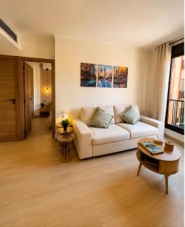 FDR Premium Apartment IFEMA, Airport, Pool & Padel - 9