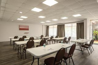 Ramada by Wyndham Cocoa - 4