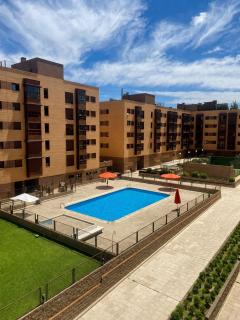 Charming Madrid Airport VI, Parking and Pool - 0