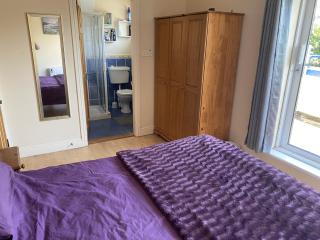 6 Riverfalls Clifden - 3
