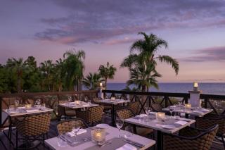 Mediterranean Beach Hotel - 7