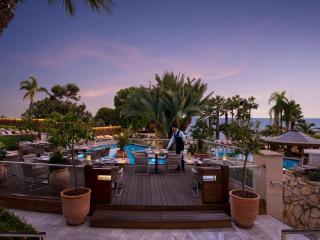 Mediterranean Beach Hotel - 4