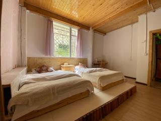 Shangri-La Chudengshuo Homestay楚登硕民宿 - 7