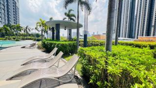 ICONIC skyview Living near Trx Klcc Pavilion Velocity - 9