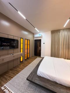 Royalnob Residence - 5