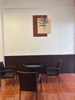 Green Hill Hostel - 8