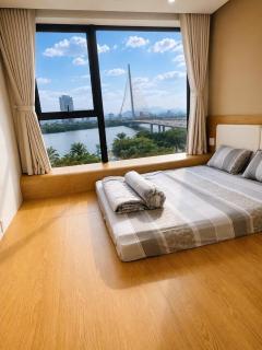Panoma2 apartment for rent with a direct view of the river - 8