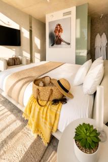 Le Pavillon M, Piscine et Spa au pied du château, Petit-Déjeuner inclus, Parking privé - Grignan - 7