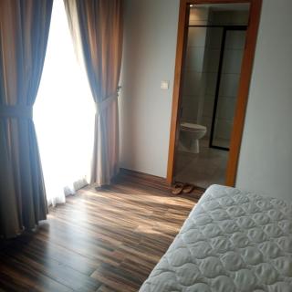 Luxury 2BR Apartment at Bahria Heights 1 - 6