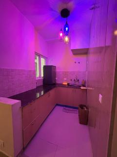 2 BHK Comfort Cove BNB Flat - 5