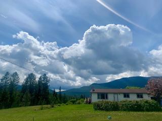 Pine & Peak Hot Tub Private Lake 19 Acres Near Cranbrook - 7