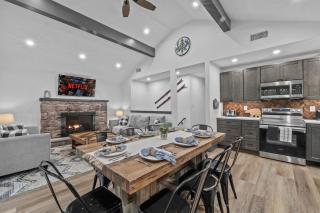 Poconos Ski Base w/ Hot Tub & Game Room! - 0