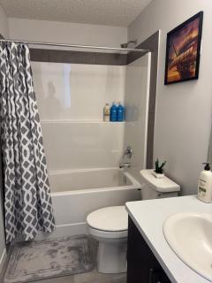 Comfort Haven 3BR Family Home in Ambleton - 5