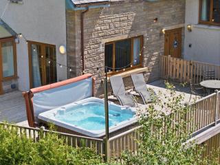 Loch View, Hot Tub, Near Loch Lomond, Pet-friendly - 5