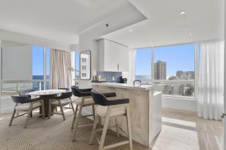 Fontainebleau II Tresor Ocean View Huge 1BR Suite - 5