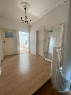 Historic Charm Apartment Bayreuth - 0