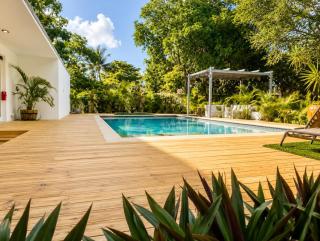 The Ultimate Miami Oasis Private Resort-Style Pool Villa Near Beaches - 2