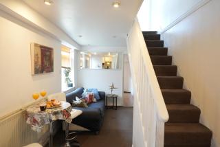 Cosy 3BR House, 2 Bath, Near Luton Centre - 6