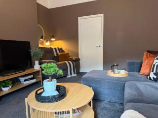 Stylish New 4-Bed Home in Sunderland Sleeps 8 - 1