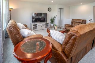 Full Home by Ark and Creation Museum - 2