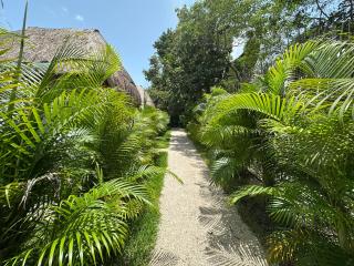 GlampCalar lagoon Front Bungalows - 8