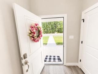 Spacious New Build With Dedicated Office! - 1