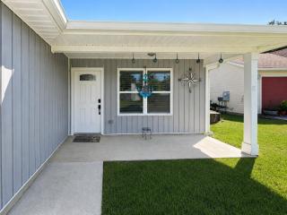 Captains Quarters- New Listing - 9