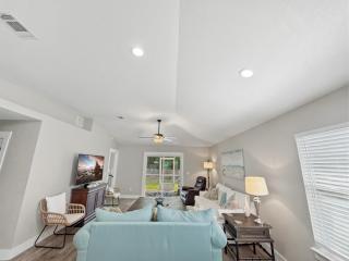 Captains Quarters- New Listing - 5