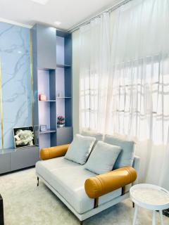 Westtzs Home I - 2