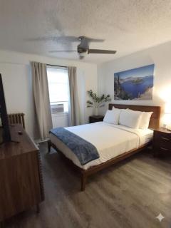 322 - Vintage Charm in Downtown - 0