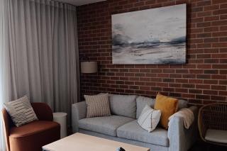 Sunny Premium Stay - Family and Business Ready - 3