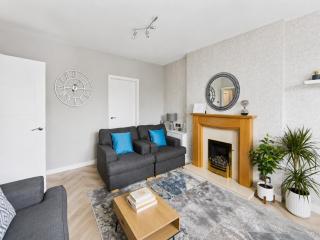 Stylish 2 BDR in Glasgow - Sleeps 4 - Free Parking - 8