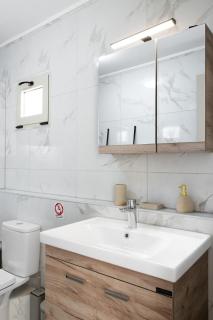Spacious Duplex Apt in the heart of Agia Galini - 5