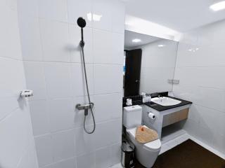 Dee Residence Phuket - 7