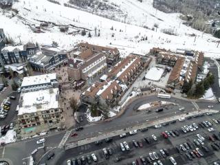 Alpine Haven Retreat Ski-In Ski-Out Oasis Pool - 6
