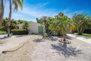 Zen 2BR home 10 min from Siesta Key - Palm Garden - 5