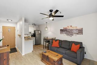 Park City 1 Bedroom Hot Tub, Pool & Bus Route - 3
