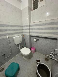 Serene Luxury Homestay Hyderabad Airport & ORR - 6