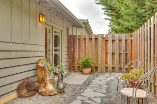 Walk Everywhere! Friday Harbor Home w/ Patio - 0