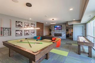 Warrenville Resort Style Apartments Near Downtown with Pool, Free Parking, Gym, Sauna & More - 4