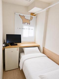 421,20 minutes to Gangnam Hongdae, Guesthouse, single room,Itaewon, shared bathroom, - 6
