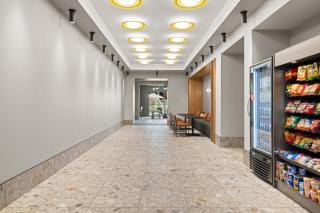 The 233 Suites Unscripted By Hyatt - 1