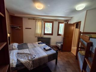 Setcases-Vallter hostal Mitja Pensió 3 - 6
