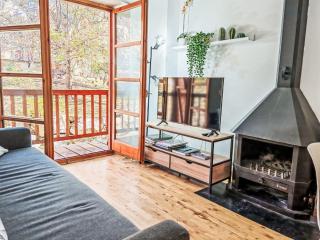 Apartment Chimenea y modernidad-Dellui 3 by Interhome - 0