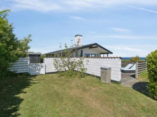 Holiday Home Anelia - 400m from the sea by Interhome - 3