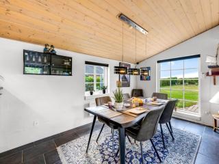 Holiday Home Meindor - 450m to the fjord by Interhome - 3