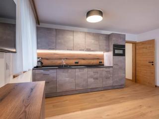 Apartment Apart Kreuzjoch-4 by Interhome - 4